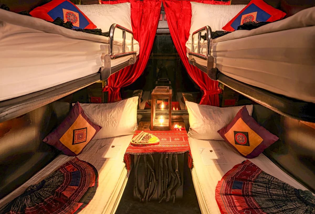 Deluxe 4-Berth Cabin (Price/Person) 1