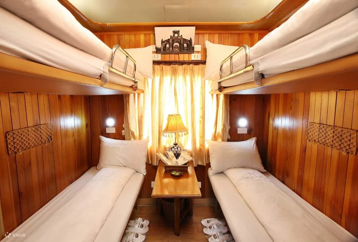 Deluxe 4-Berth Cabin (Price/Person) 1