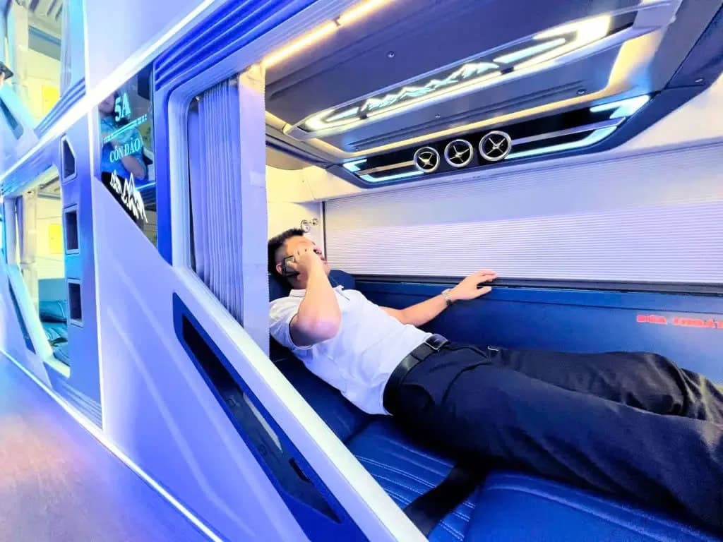 Double Cabin (Lower Berth) 1