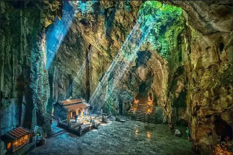 Marble Mountains, Am Phu Cave & Lady Buddha Half-Day Tour 1